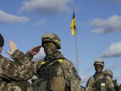 Мав пропозицію навчатися в США, але прийняв роту та поїхав на передову  