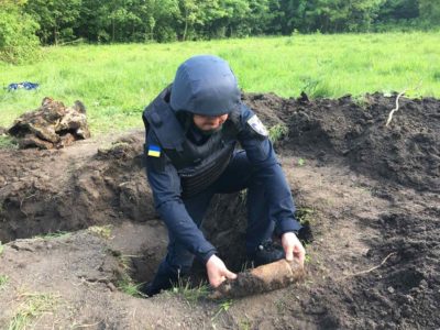 Понад 600 снарядів часів Другої світової знайшли у парку на Вінниччині  