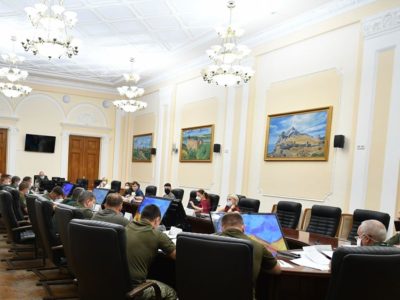 Головнокомандувач Збройних Сил України провів зустріч з представниками Міжнародного благодійного фонду «Повернись живим»
