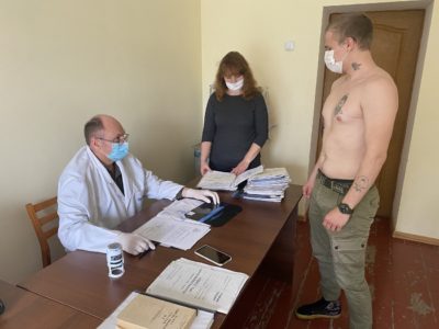 Призов 2020: у військкоматах занепокоєні здоров’ям молоді та очікують від парламентарів збільшення штрафів за ухилення від призову  