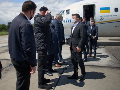 На літаках «Антонова» облітав усю Україну – Президент  