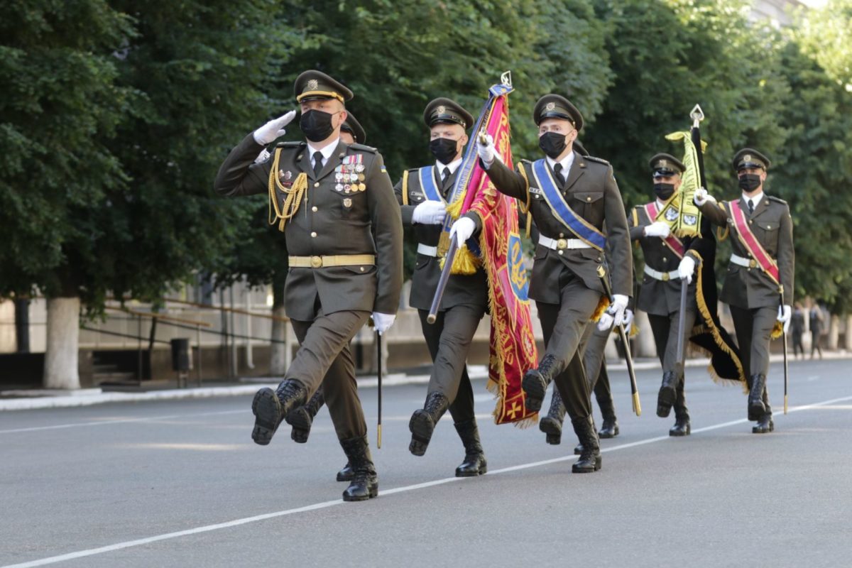 203 офіцери-зв’язківці поповнили армійські лави