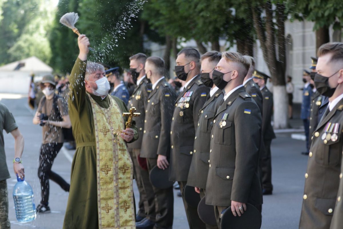 203 офіцери-зв’язківці поповнили армійські лави