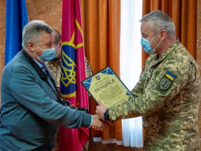 Озброєні «гострим» пером  