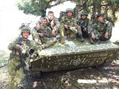 Волонтерка «Мама Надя» всиновила фронтового побратима рідного сина  