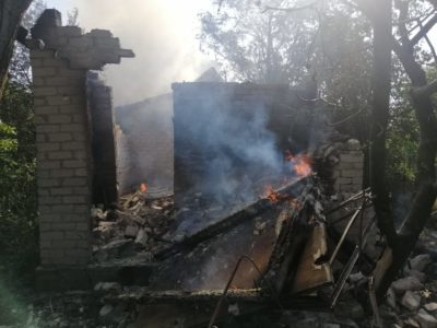 Окупанти обстріляли Авдіївку. Зруйновано два будинки  
