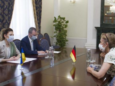 Україна закликала Німеччину протидіяти російській мілітаризації окупованого Криму