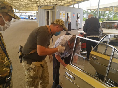 Окупанти відновили пропуск через КПВВ на Донбасі – прикордонники  