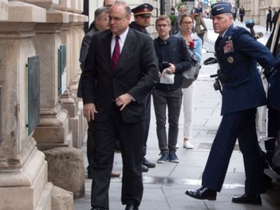 У Відні проходять переговори США і Росії по контролю над ядерними озброєннями  