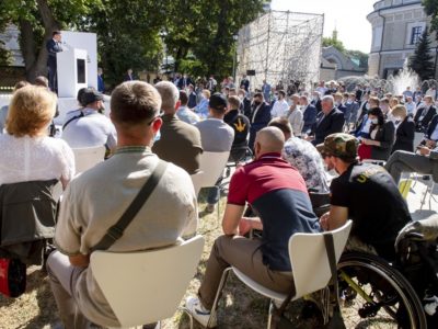 Держава має підтримати розвиток ветеранського бізнесу – Президент  