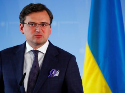 Україна закрила кордони для збереження здоров’я громадян — Кулеба