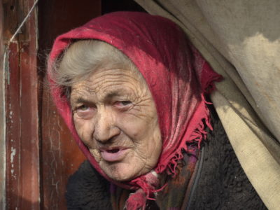 Врятувати матір… ворогів  