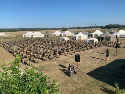Військовий оркестр підтримав першокурсників ВІТІ на полігоні  