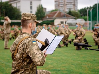 Прикарпатські юнаки та дівчата поповнили лави офіцерів запасу  