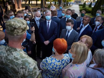 Президент зустрівся з ветеранами АТО/ООС і матерями загиблих та зниклих безвісти