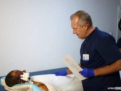 У Дніпрі лікарі зберегли зір пораненому воїну  