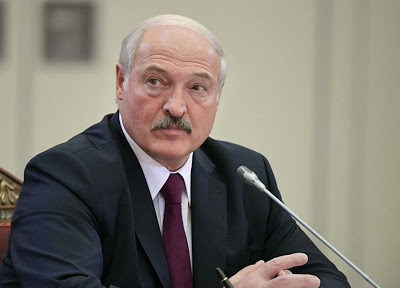 Лукашенко розповів про домовленість із Путіним про можливе введення до Білорусі російських військових