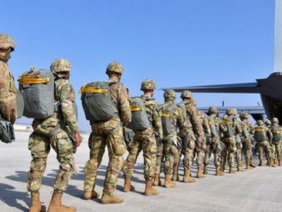 США скоротять кількість своїх військових в Афганістані майже вдвічі  