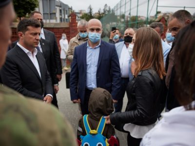 У Львові Президент поспілкувався з рідними та близькими полеглих героїв АТО/ООС