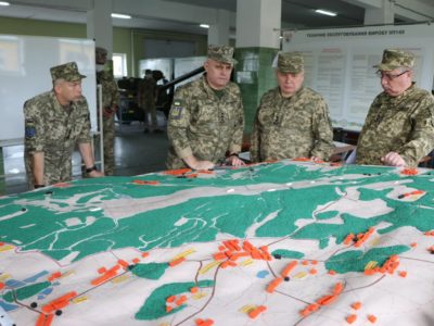 Міністр оборони та Головнокомандувач ЗСУ ознайомилися з польовою навчально-матеріальною базою Національної академії  
