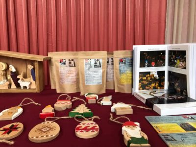 На Хмельниччині відкрилась виставка ветеранських виробів «Іграшки зі схрону»  