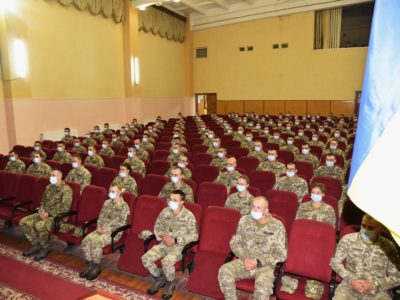 Понад дві сотні молодших офіцерів поповнили військо  