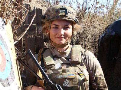 У свої 22 Христина довела, що командир є командир, незалежно від звання, віку та статі  