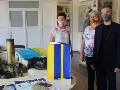 «На півдні України не сепари!», або Як школярі на Херсонщині музей АТО організували  