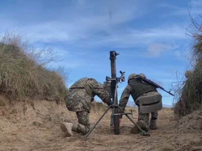 Майбутні офіцери-артилеристи виконують практичні вогневі завдання  