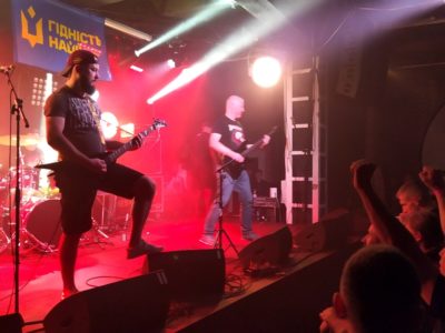 30 тисяч на лікування поранених побратимів зібрали у Львові рок-музиканти та ветерани  