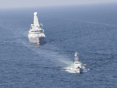 Катерна тактична група ВМС ЗСУ та англійський есмінець  Dragon  разом відпрацювали  тактичне маневрування в морі  