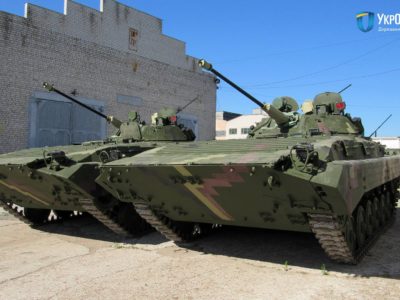 Напередодні Дня захисника України відновлені БМП-2 надійшли до війська  