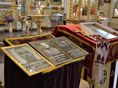 У кафедральному соборі Одеси відбулася панахида за загиблими українськими воїнами  