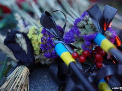 У Вінниці вшанували пам’ять жертв голодоморів  