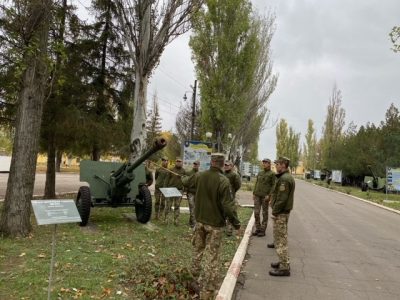 У військовій частині Командування Сил логістики відкрито експозицію, присвячену історії ракетних військ і артилерії ЗСУ