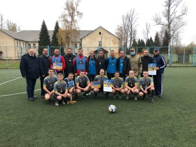В пам’ять про загиблих воїнів відбувся футбольний матч між ветеранами АТО/ООС та ліцеїстами  
