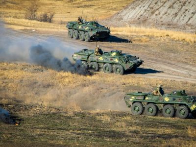 На Донбасі підрозділи ООС ліквідували умовний ворожий десант  