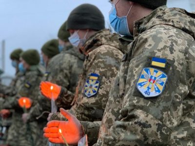 Військові авіатори долучилися до спільної молитви за душі жертв голодоморів в Україні на Київщині