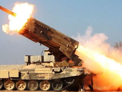 Російські бойові машини важкої вогнеметної системи ТОС-1А проходять модернізацію  