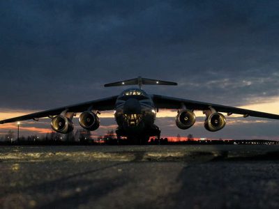 Російські «миротворці» на шести Іл-76 вже вилетіли до Карабаху  