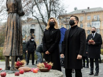 Музей Голодомору є надважливим для України й обов’язково буде завершений – Президент на церемонії вшанування пам’яті жертв голодоморів