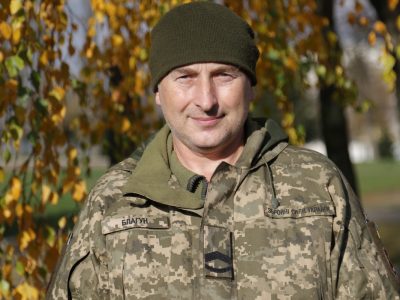 «Універсальний солдат Санта»: десантник, розвідник, снайпер, і… «ротний татусь»  