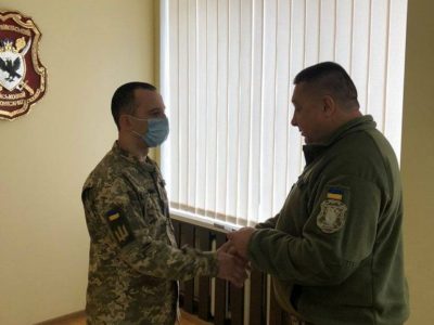 Які виплати мають отримати строковики після демобілізації  