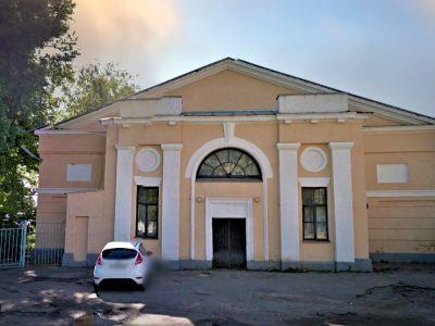 У будівлі спортивного манежу ЦСК ЗСУ, якій виповнилося 105 років, уперше розпочався капремонт  