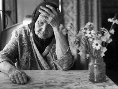 Надішли листівку матері Героя  