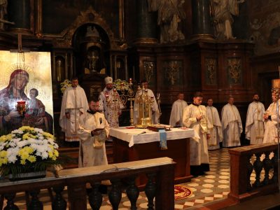 Гарнізонний храм святих апостолів Петра  і Павла за час війни допоміг захисникам України на понад мільйон доларів США  