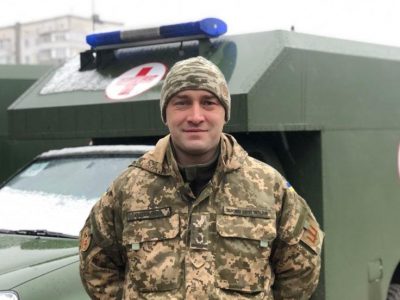 Військовослужбовці Одеського військового госпіталю врятували жінку з вогняної пастки  