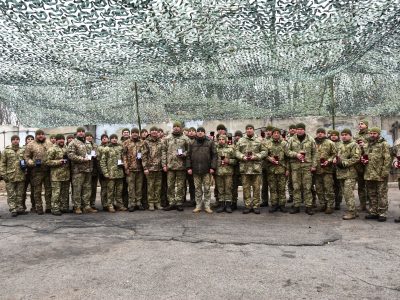 З нагоди свята кращих військових з ООС заохотили відзнаками РНБО  