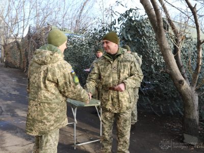 Командувач ВМС ЗС України заохотив найкращих морпіхів державними нагородами