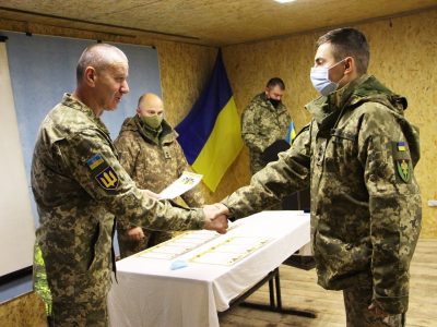 Військовослужбовців танкової бригади Командування Об’єднаних сил привітало із прийдешнім святом – Днем Збройних Сил України
